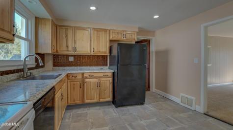 37 E 8th Avenue Gloversville NY 12078