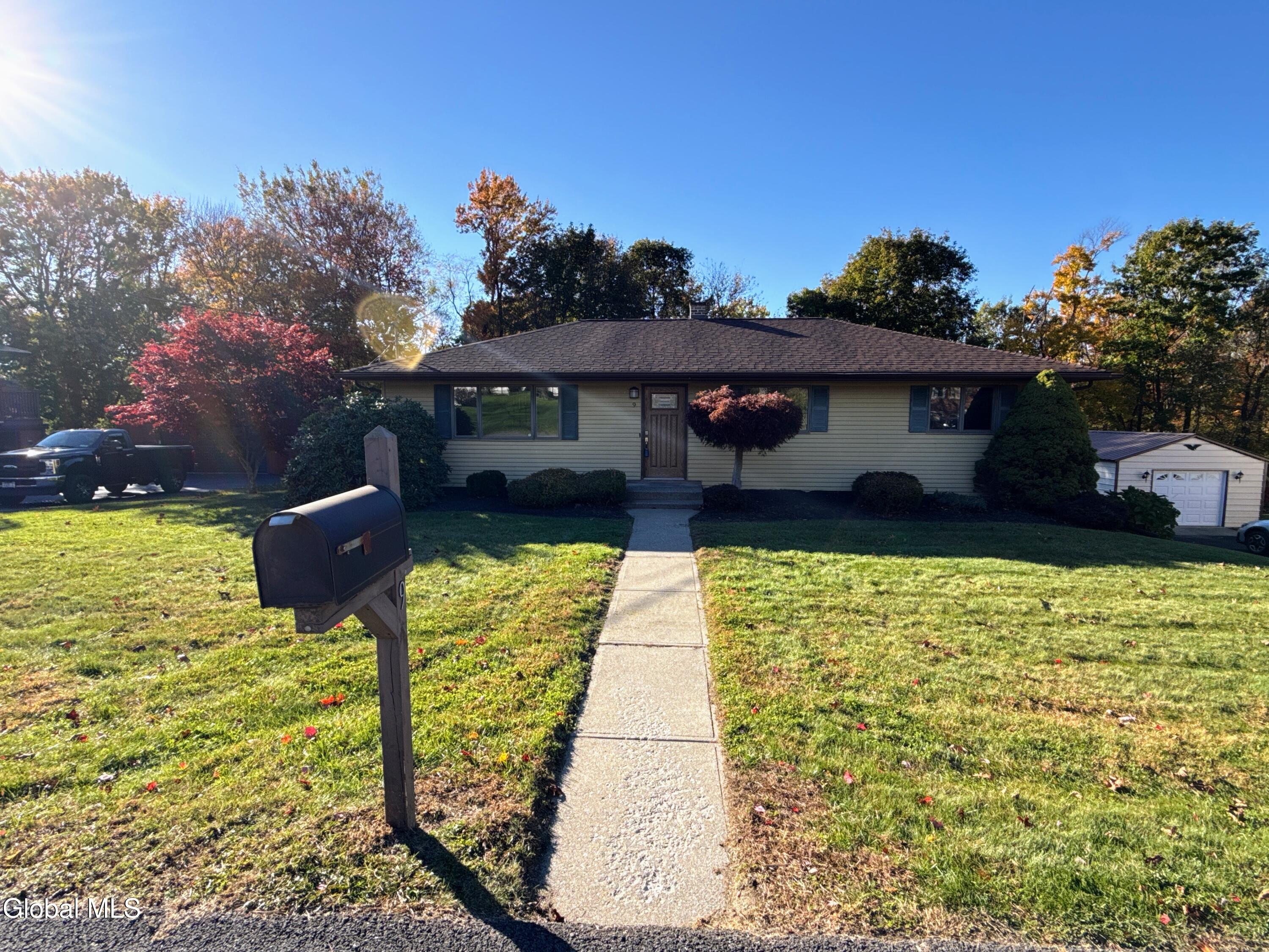 9 Big Bear Road Troy NY 12182
