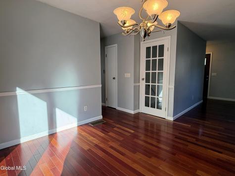 9 Big Bear Road Troy NY 12182
