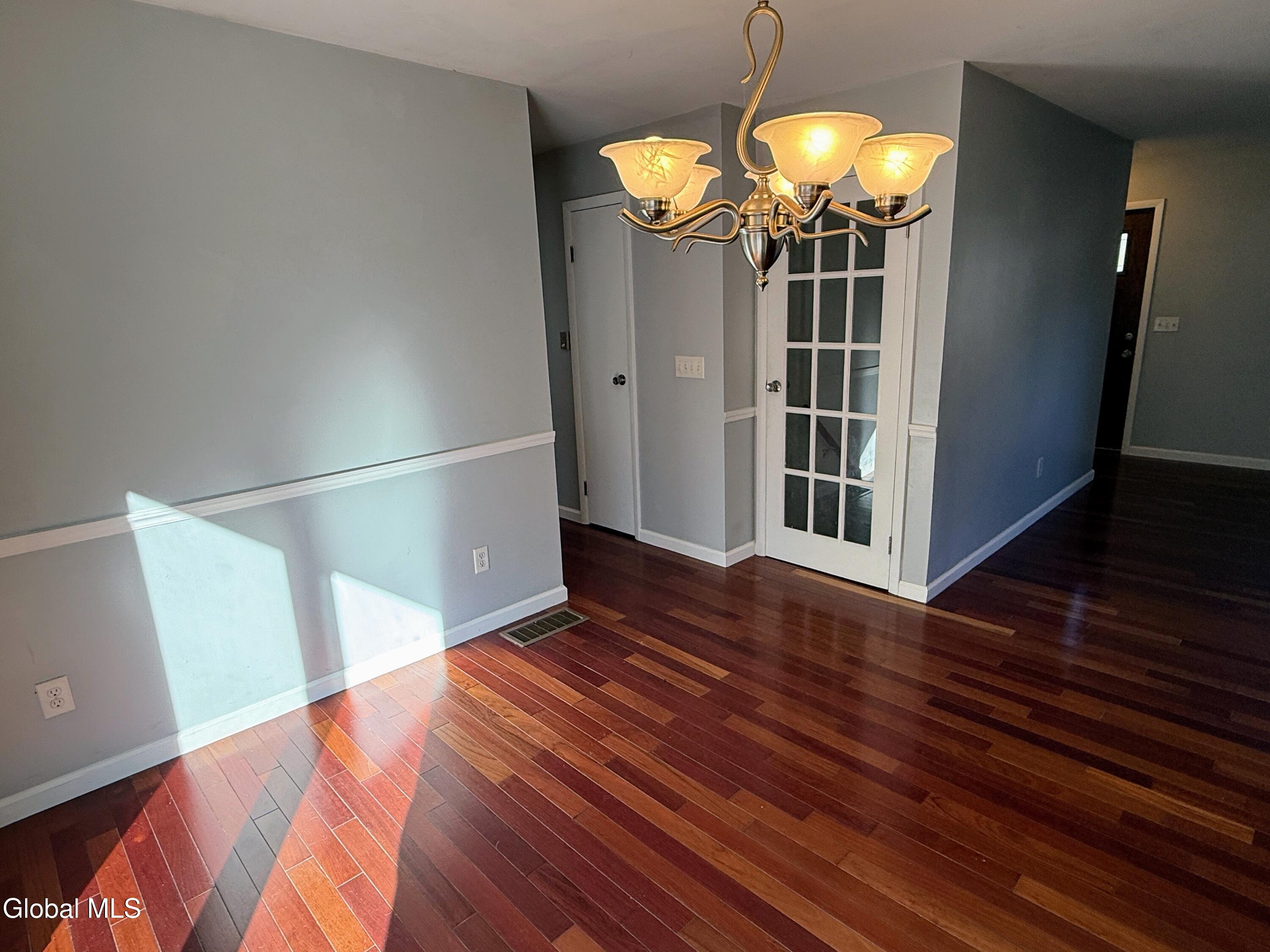 9 Big Bear Road Troy NY 12182