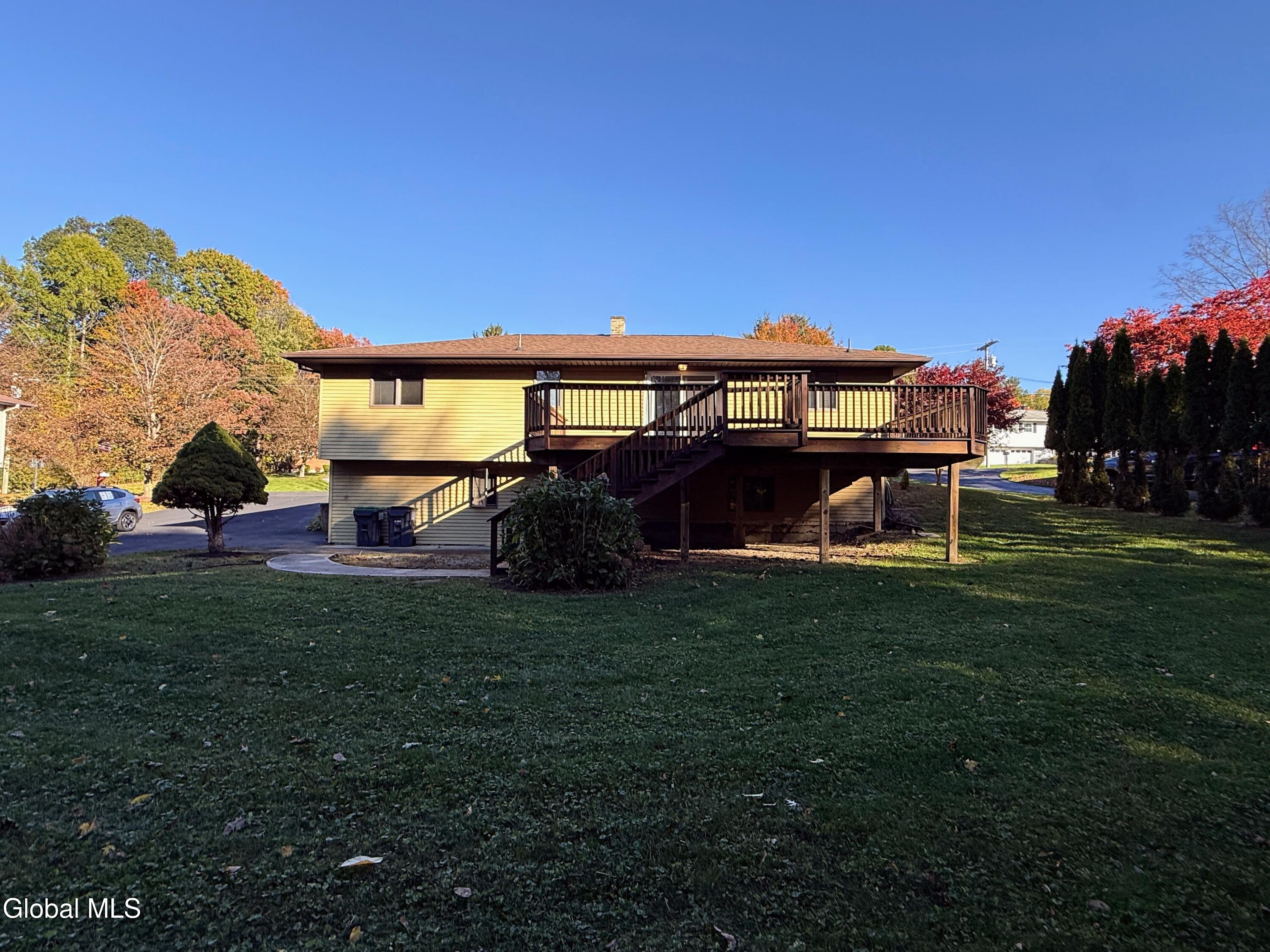 9 Big Bear Road Troy NY 12182