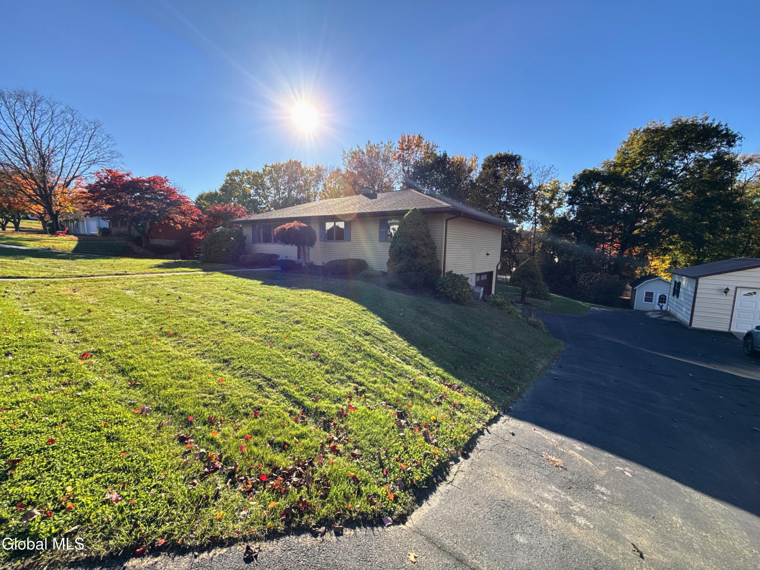 9 Big Bear Road Troy NY 12182