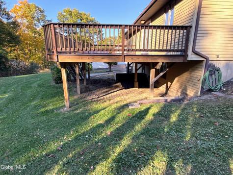 9 Big Bear Road Troy NY 12182