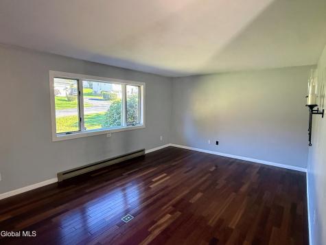 9 Big Bear Road Troy NY 12182