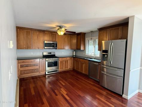 9 Big Bear Road Troy NY 12182