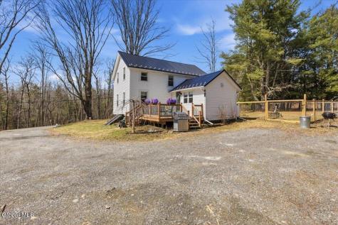 88 Dyken Pond Road Petersburgh NY 12138