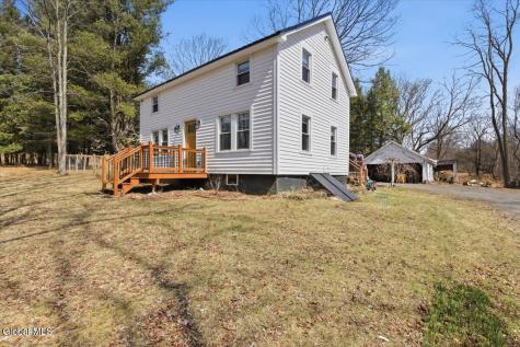 88 Dyken Pond Road Petersburgh NY 12138