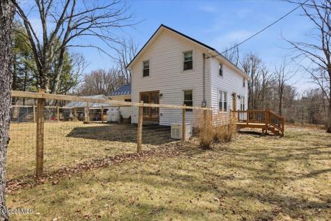88 Dyken Pond Road Petersburgh NY 12138