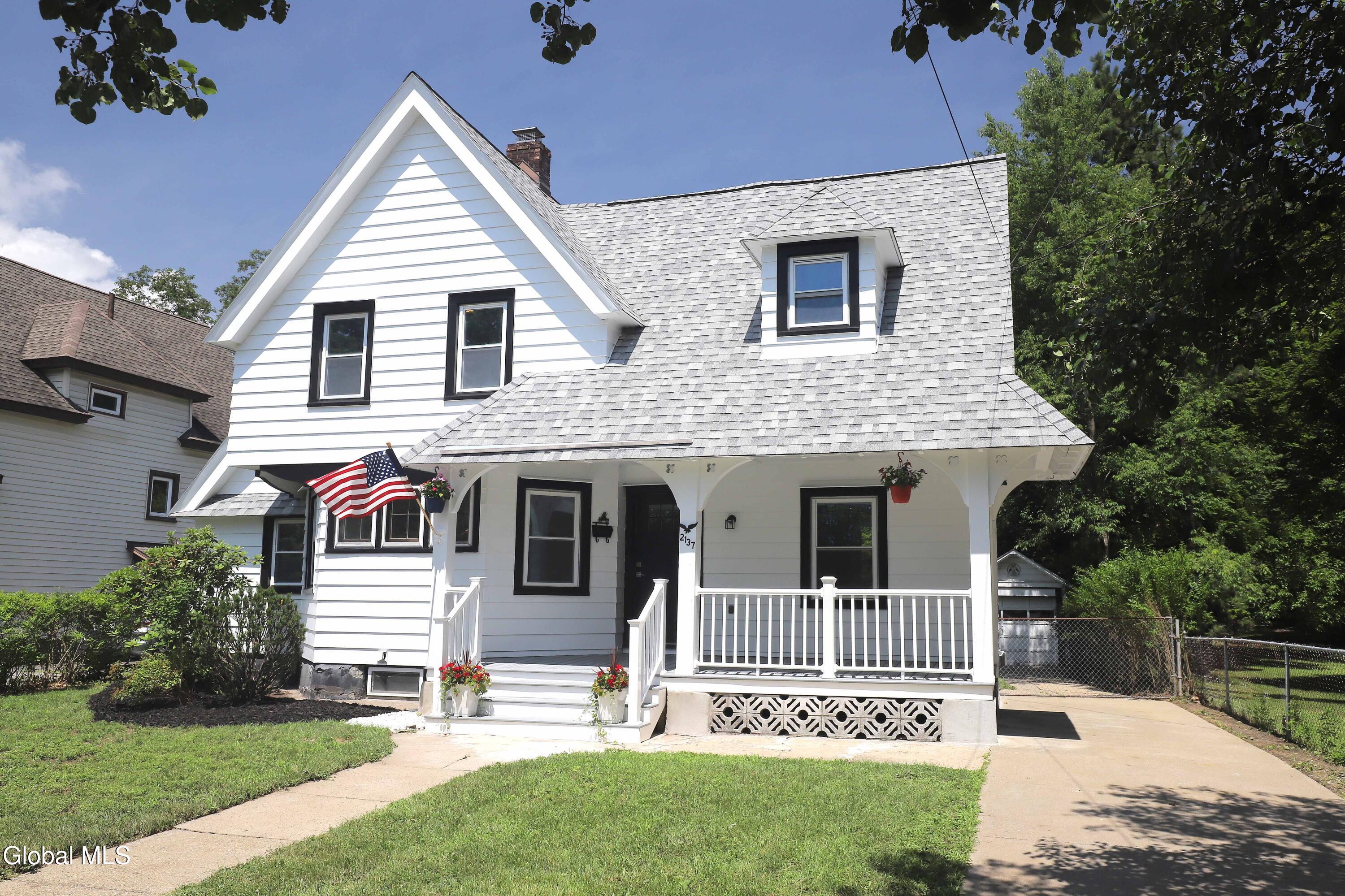 2137 Campbell Avenue Schenectady NY 12306