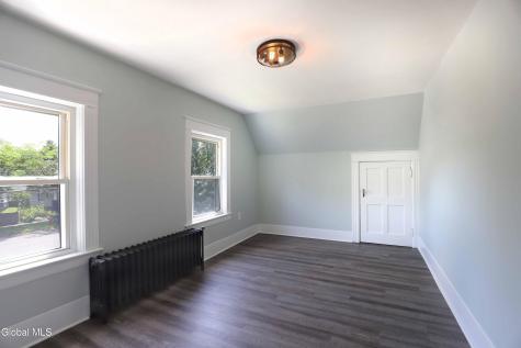 2137 Campbell Avenue Schenectady NY 12306