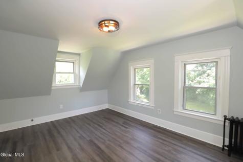 2137 Campbell Avenue Schenectady NY 12306