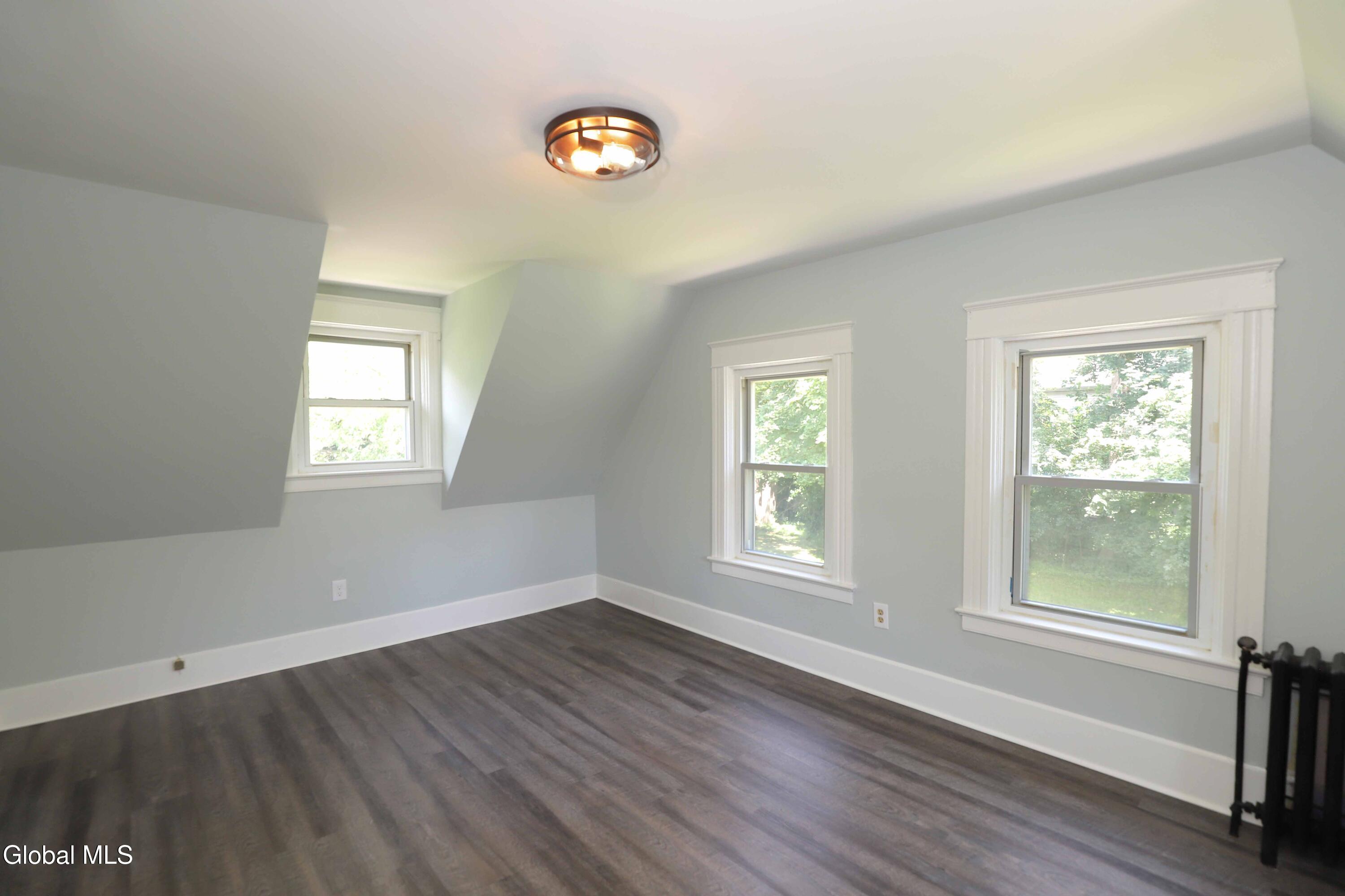 2137 Campbell Avenue Schenectady NY 12306