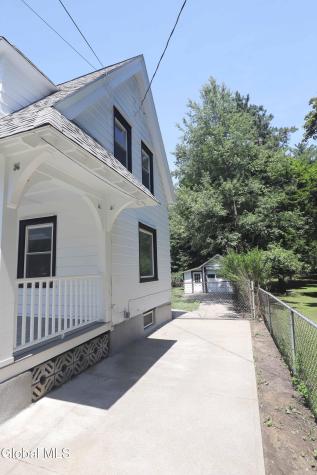 2137 Campbell Avenue Schenectady NY 12306