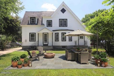 2137 Campbell Avenue Schenectady NY 12306