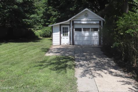 2137 Campbell Avenue Schenectady NY 12306