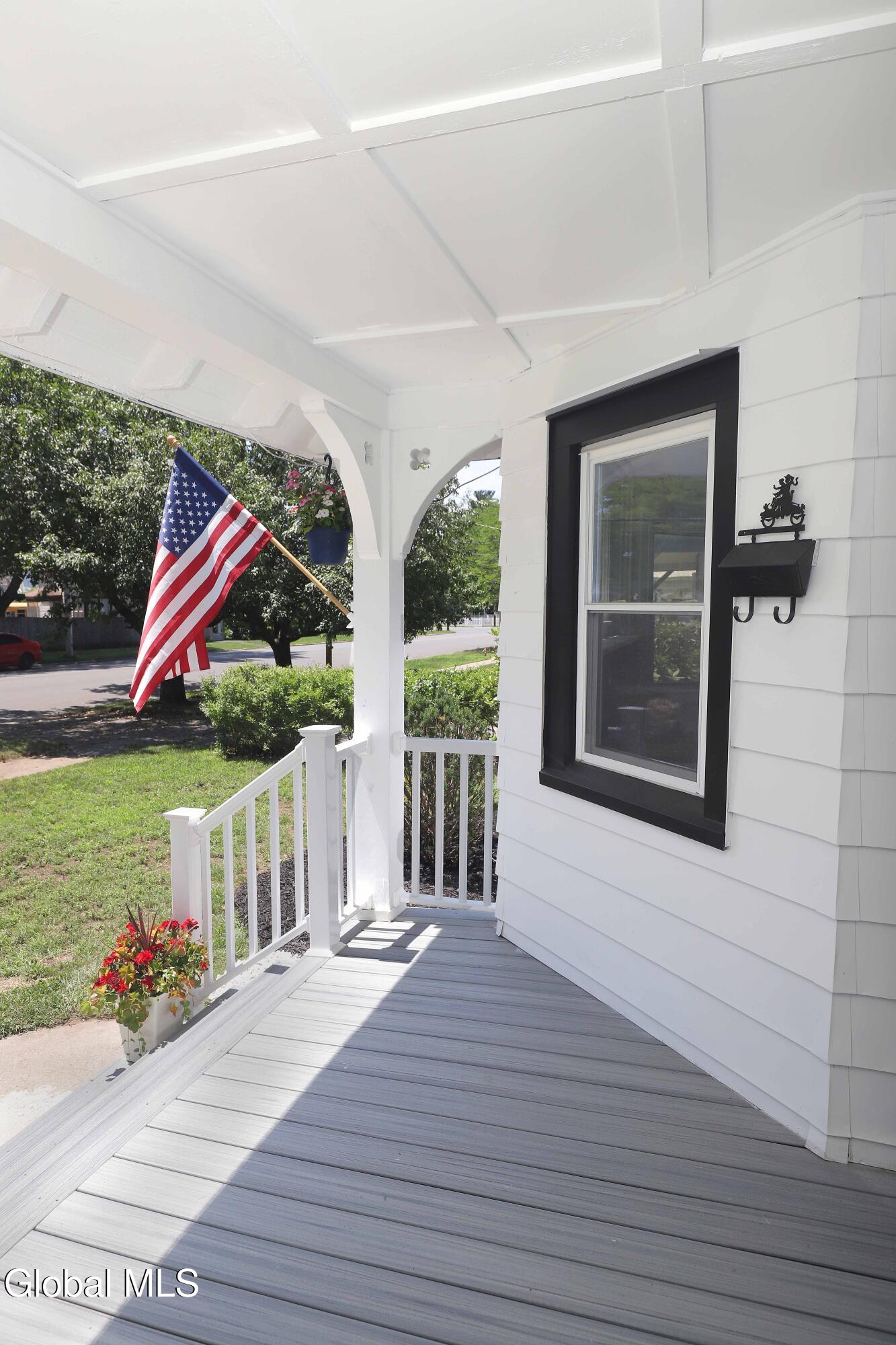 2137 Campbell Avenue Schenectady NY 12306