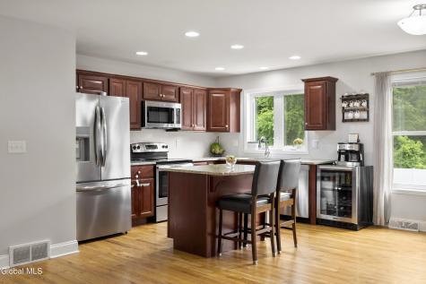 3062 Sunset Lane Schenectady NY 12303