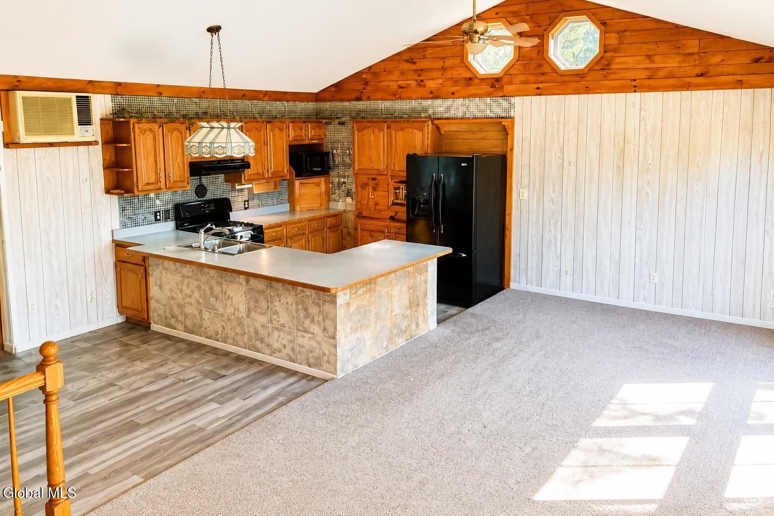 14 Irishtown Road Minerva NY 12857