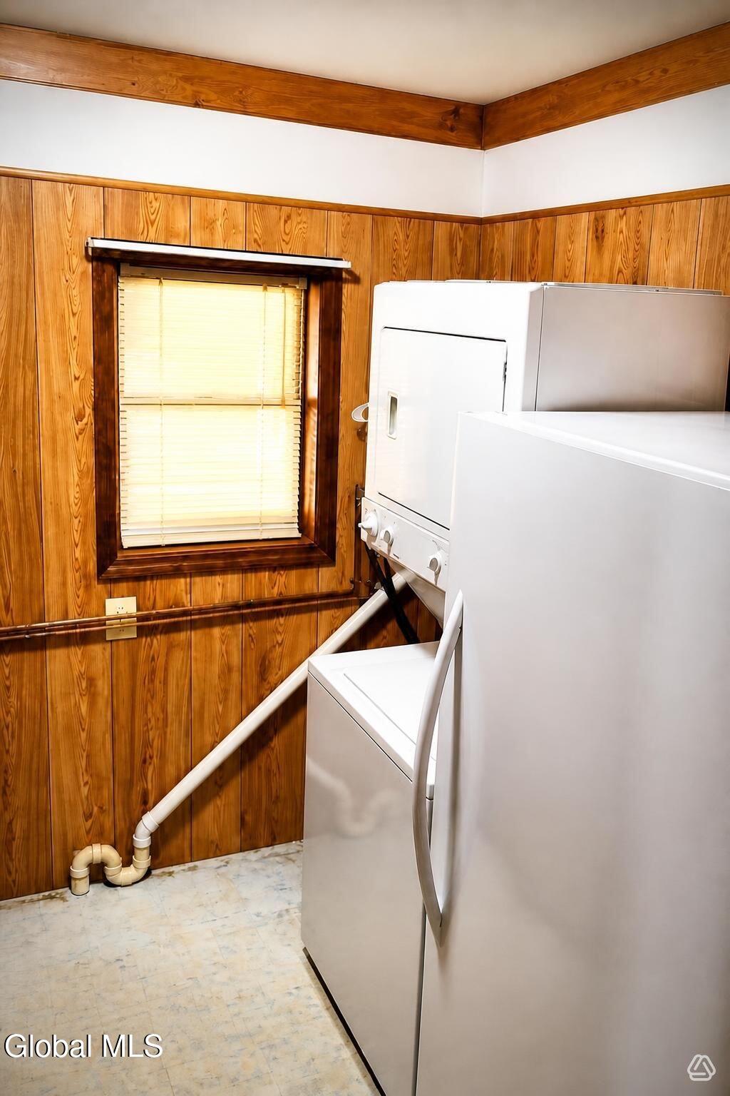 14 Irishtown Road Minerva NY 12857