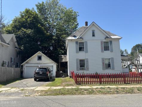 10 Dean Street Gloversville NY 12078