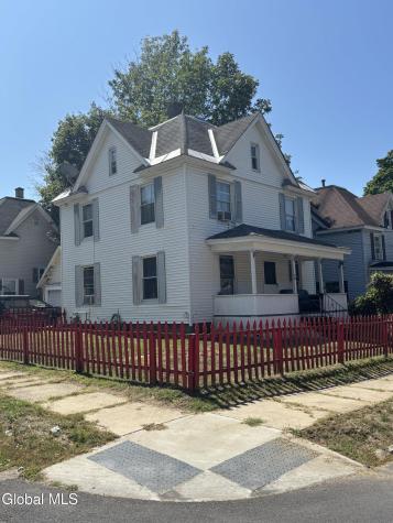 10 Dean Street Gloversville NY 12078