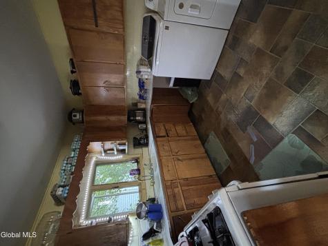 10 Dean Street Gloversville NY 12078