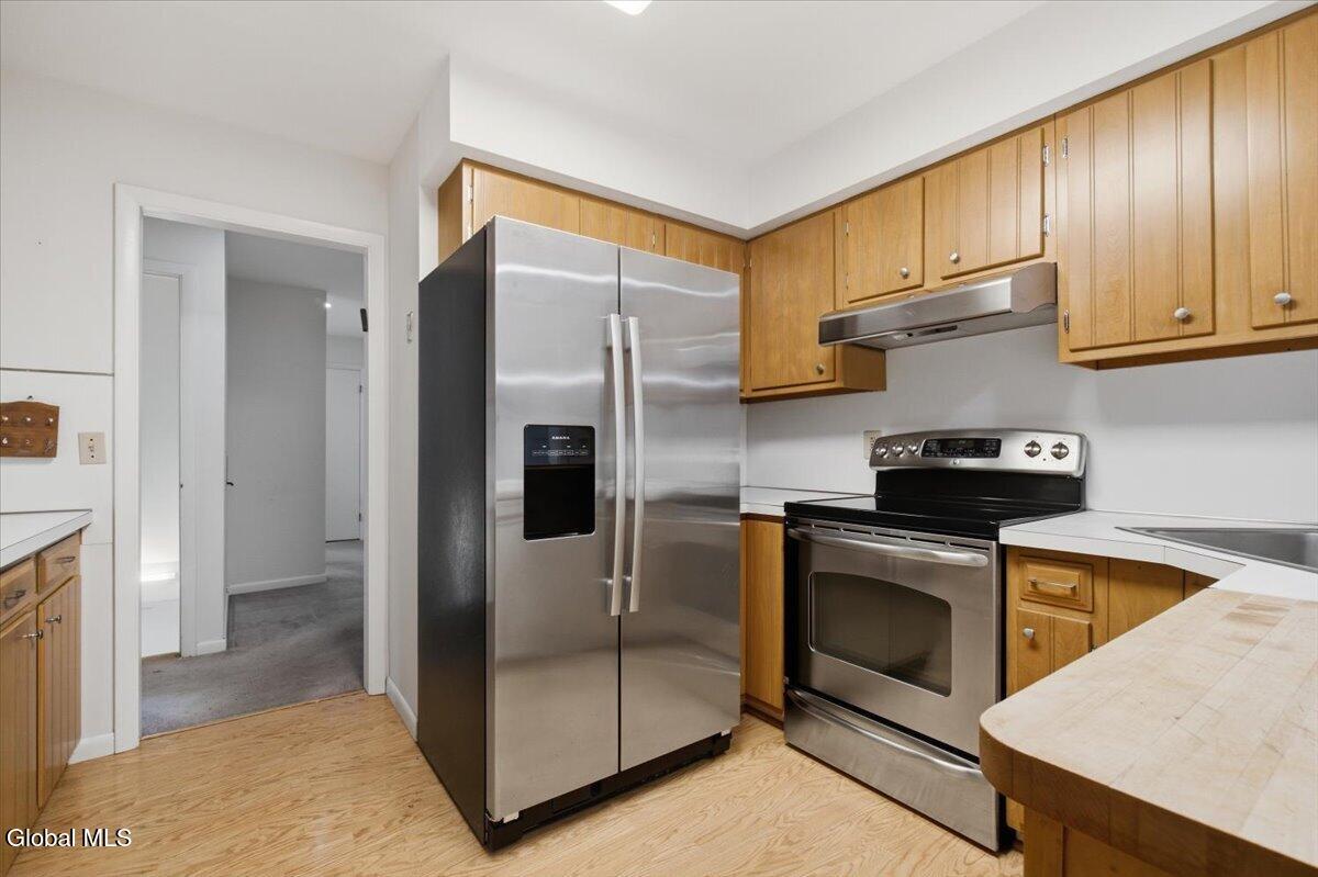 166 Normanskill Road Slingerlands NY 12159