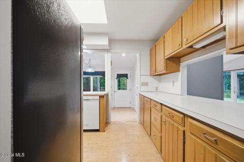 166 Normanskill Road Slingerlands NY 12159