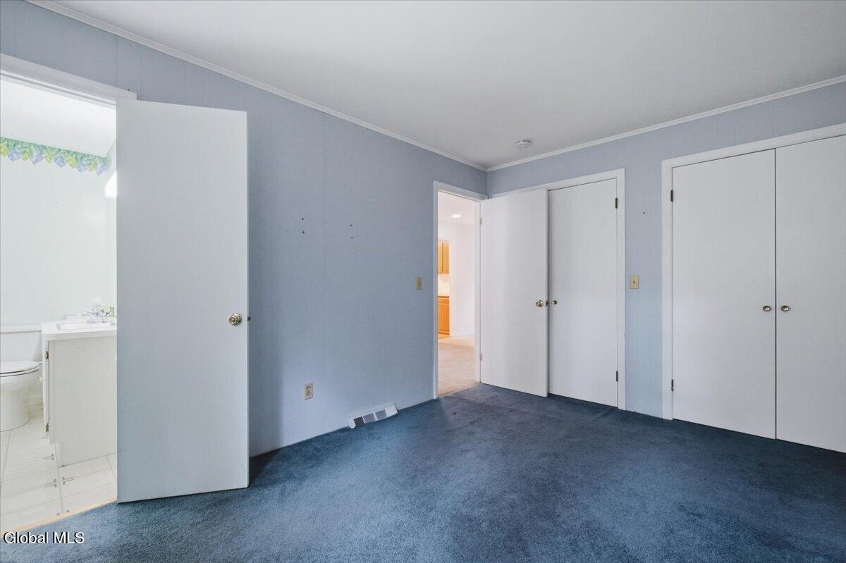 166 Normanskill Road Slingerlands NY 12159