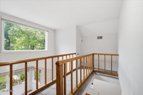 166 Normanskill Road Slingerlands NY 12159