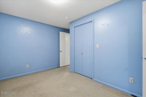 166 Normanskill Road Slingerlands NY 12159