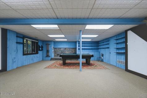 166 Normanskill Road Slingerlands NY 12159