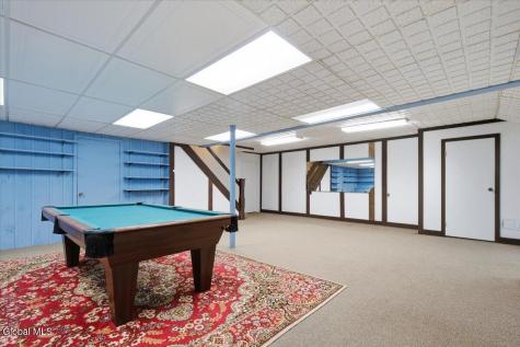 166 Normanskill Road Slingerlands NY 12159