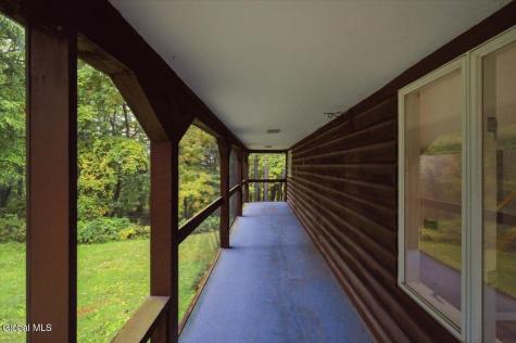 166 Normanskill Road Slingerlands NY 12159