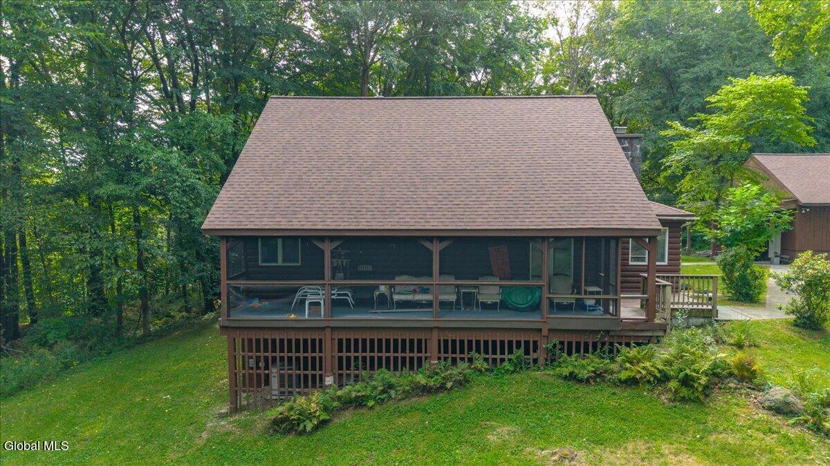 166 Normanskill Road Slingerlands NY 12159