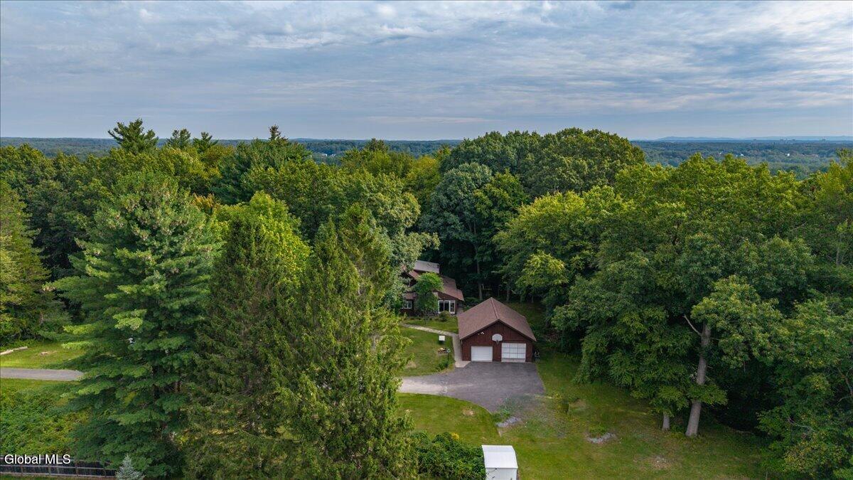 166 Normanskill Road Slingerlands NY 12159