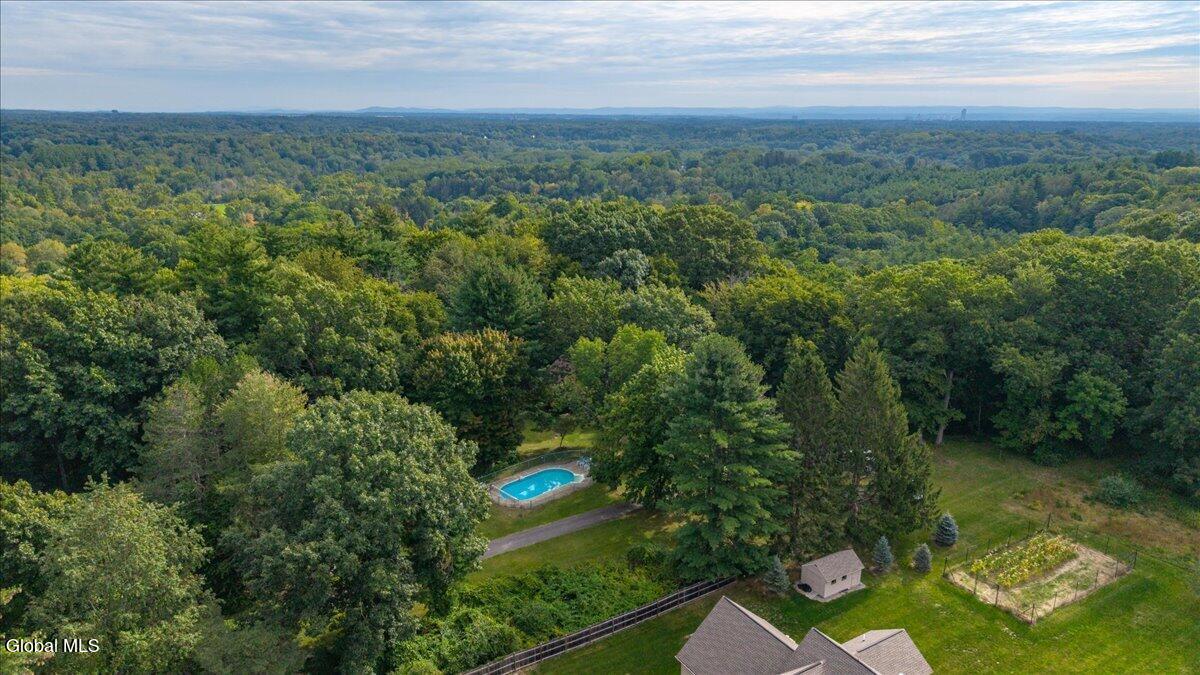 166 Normanskill Road Slingerlands NY 12159