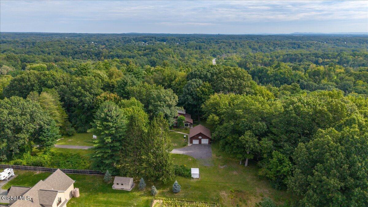 166 Normanskill Road Slingerlands NY 12159