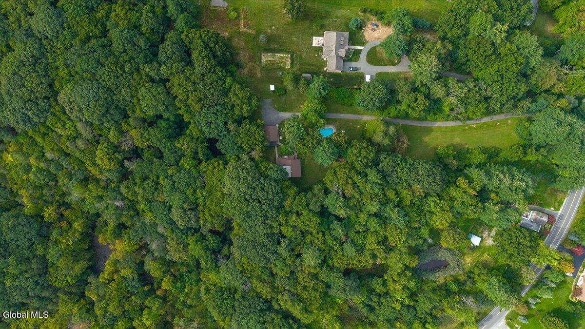 166 Normanskill Road Slingerlands NY 12159