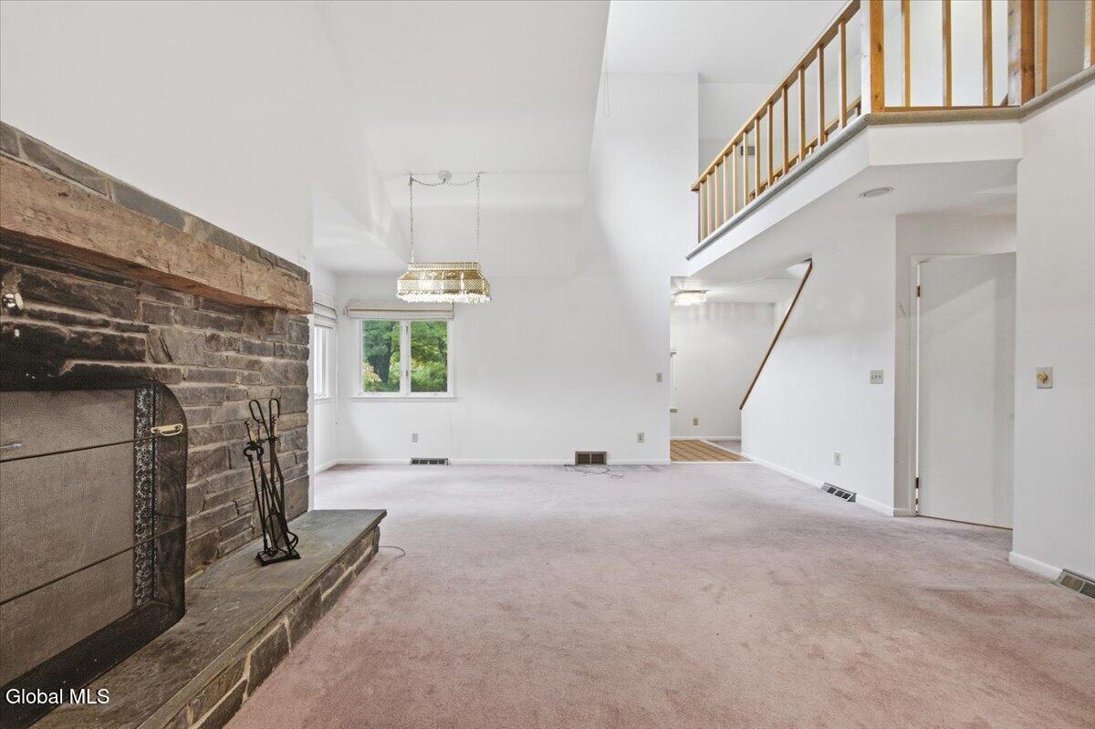 166 Normanskill Road Slingerlands NY 12159