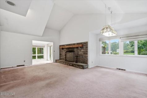166 Normanskill Road Slingerlands NY 12159