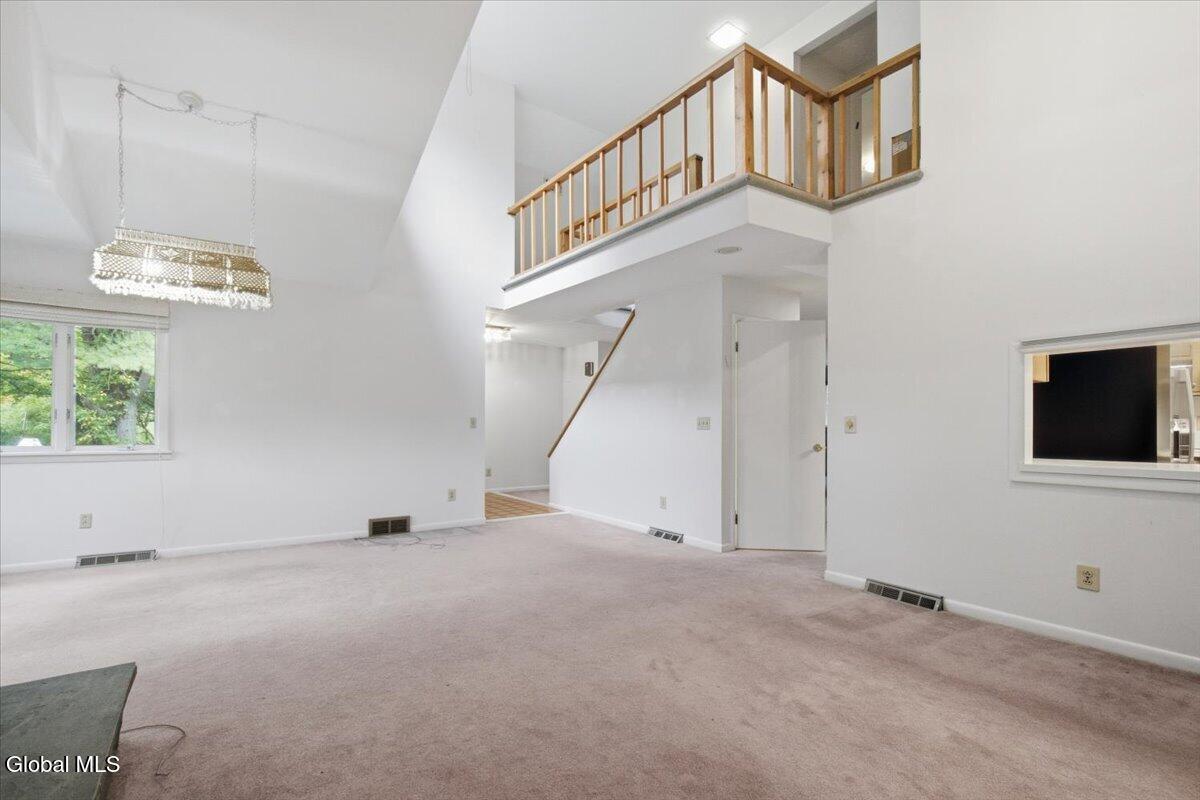 166 Normanskill Road Slingerlands NY 12159