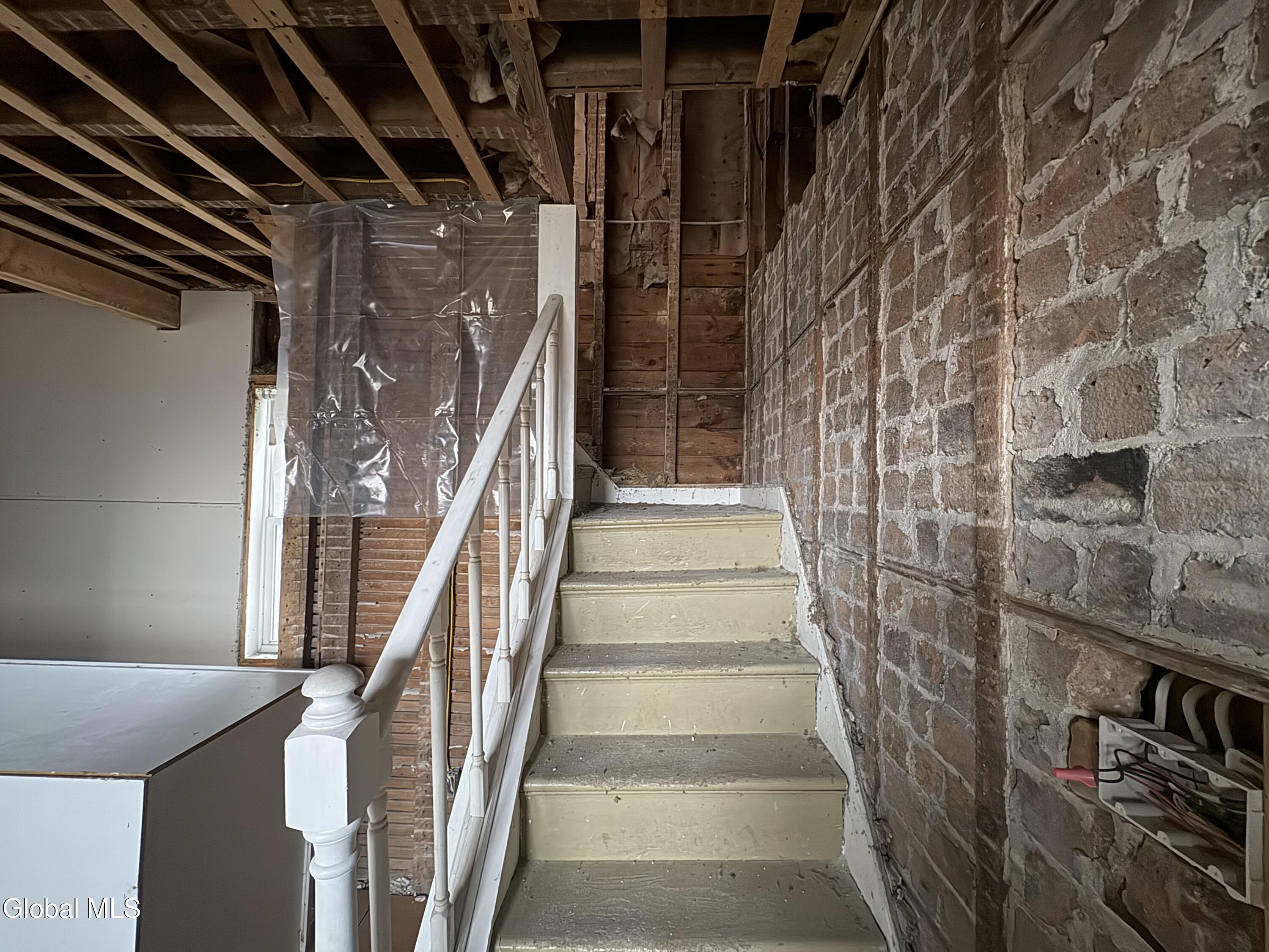 8 1st Street Port Henry NY 12974