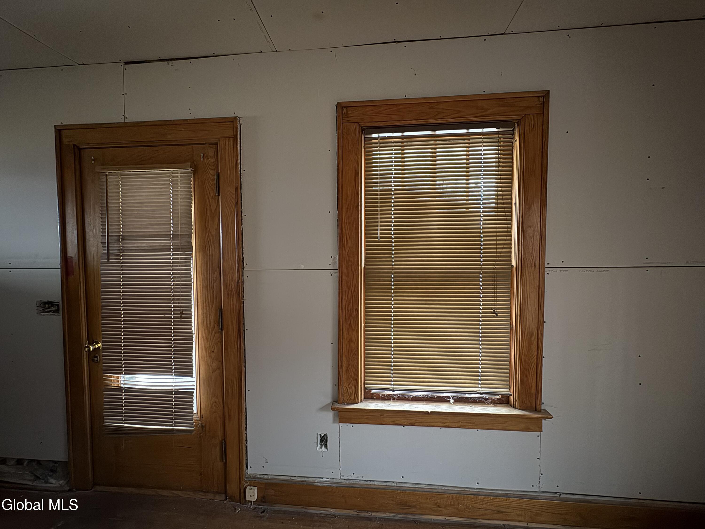 8 1st Street Port Henry NY 12974
