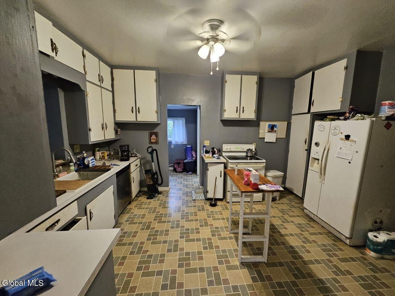 529 Tilden Street Oneida NY 13421