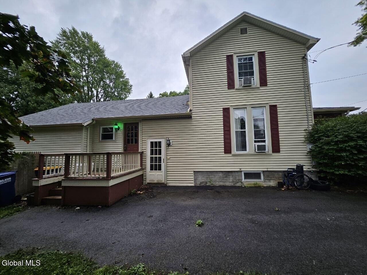 529 Tilden Street Oneida NY 13421