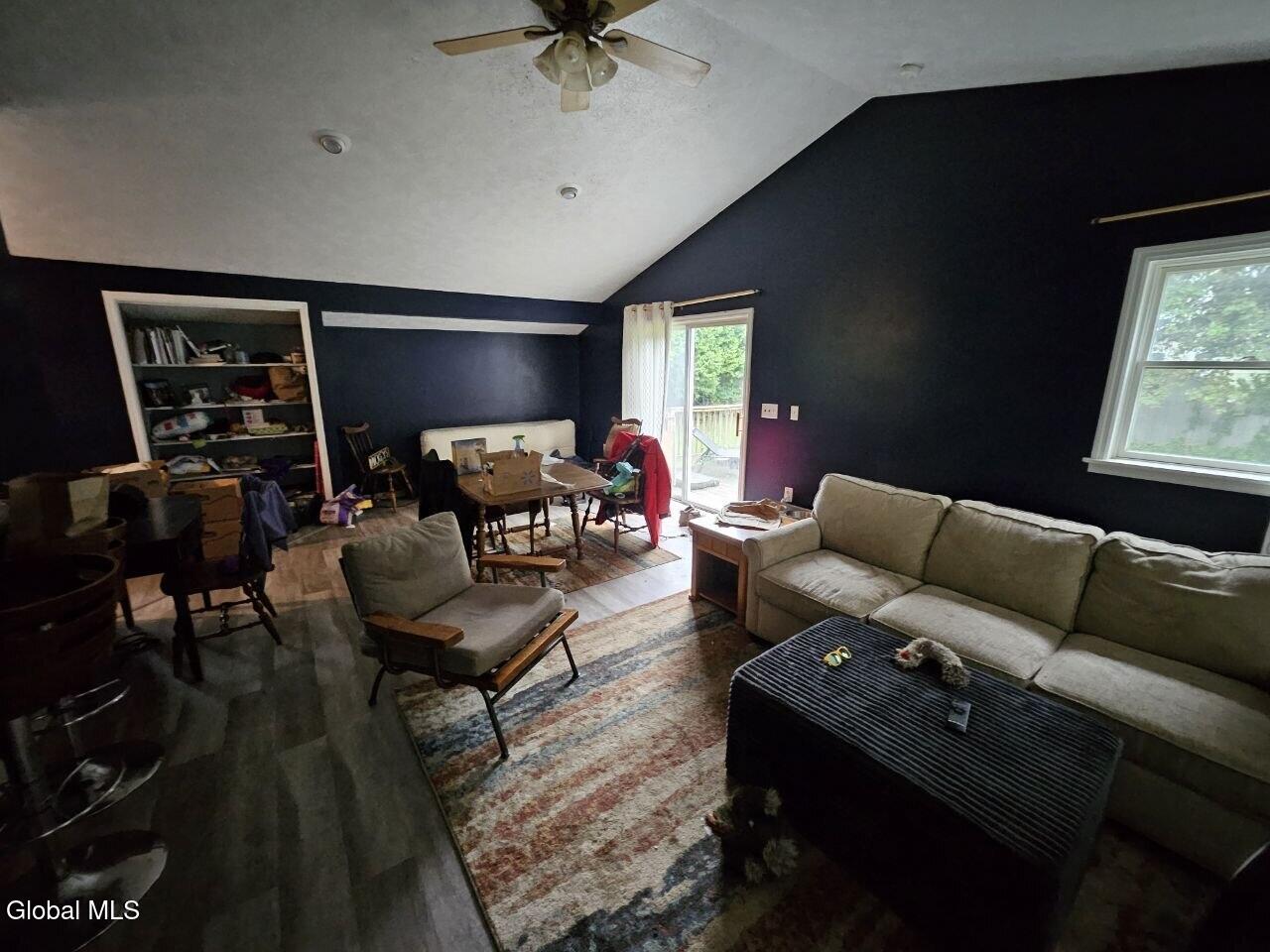 529 Tilden Street Oneida NY 13421