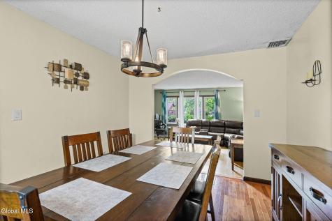 4 Carlyle Court Ballston Lake NY 12019