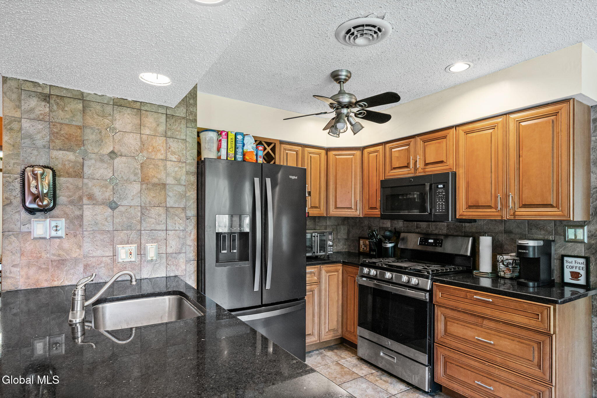 4 Carlyle Court Ballston Lake NY 12019
