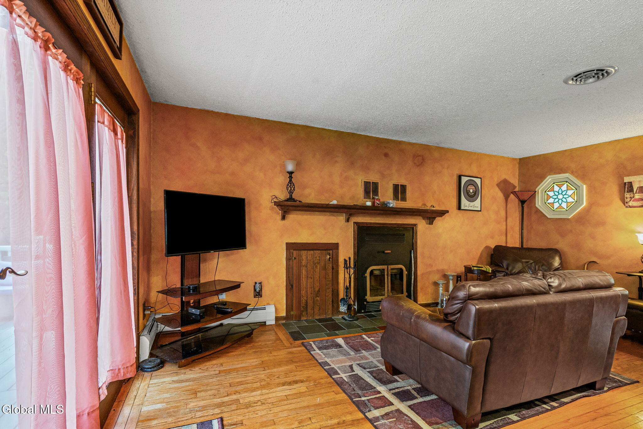 4 Carlyle Court Ballston Lake NY 12019